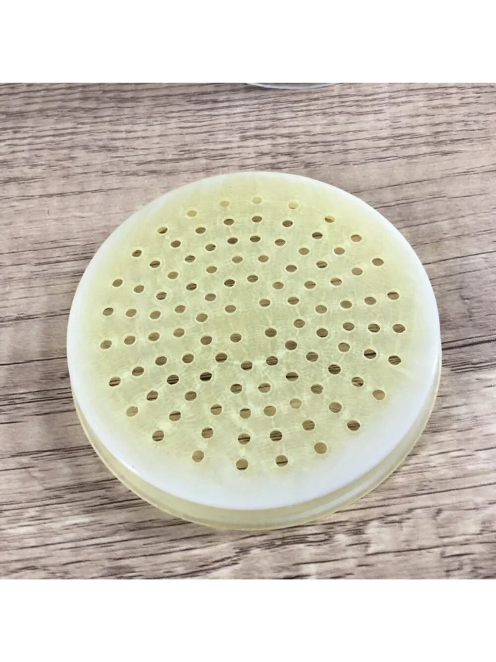 Vintage Fat Separator Plastic Measuring Cup For Gravy & Soups with Strainer Lid
